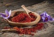 জেনে নিন সুস্বাস্থ্যে কেশরের গুনাগুনগুলো