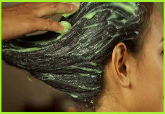 চুলের দুর্গন্ধ দূর করতে অ্যালোভেরা