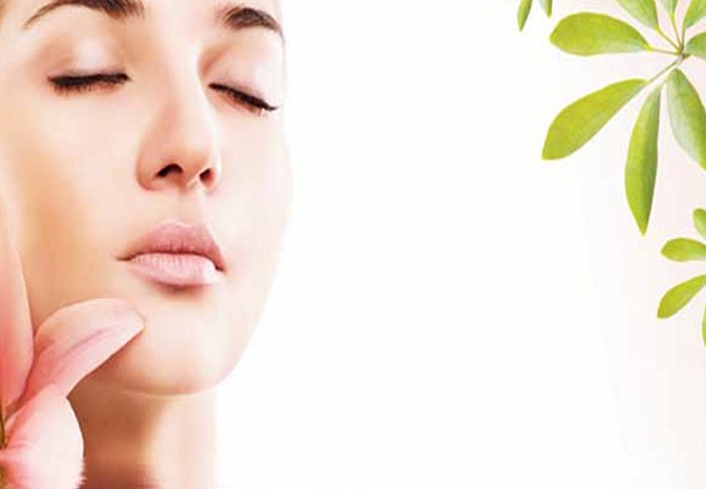 লাবণ্যময় ত্বকের জন্য  চা ও মধুর ফেসপ্যাক